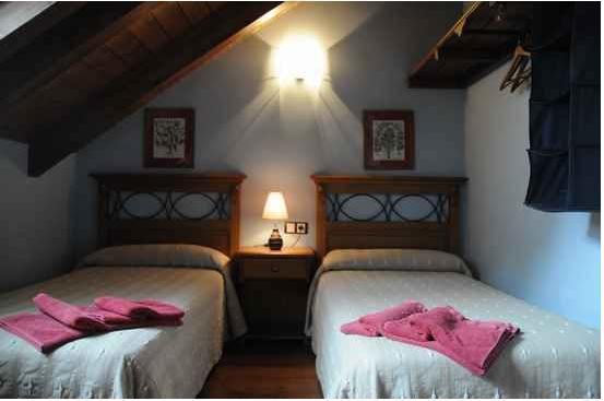 Borda Felices Hostel Broto Phòng bức ảnh