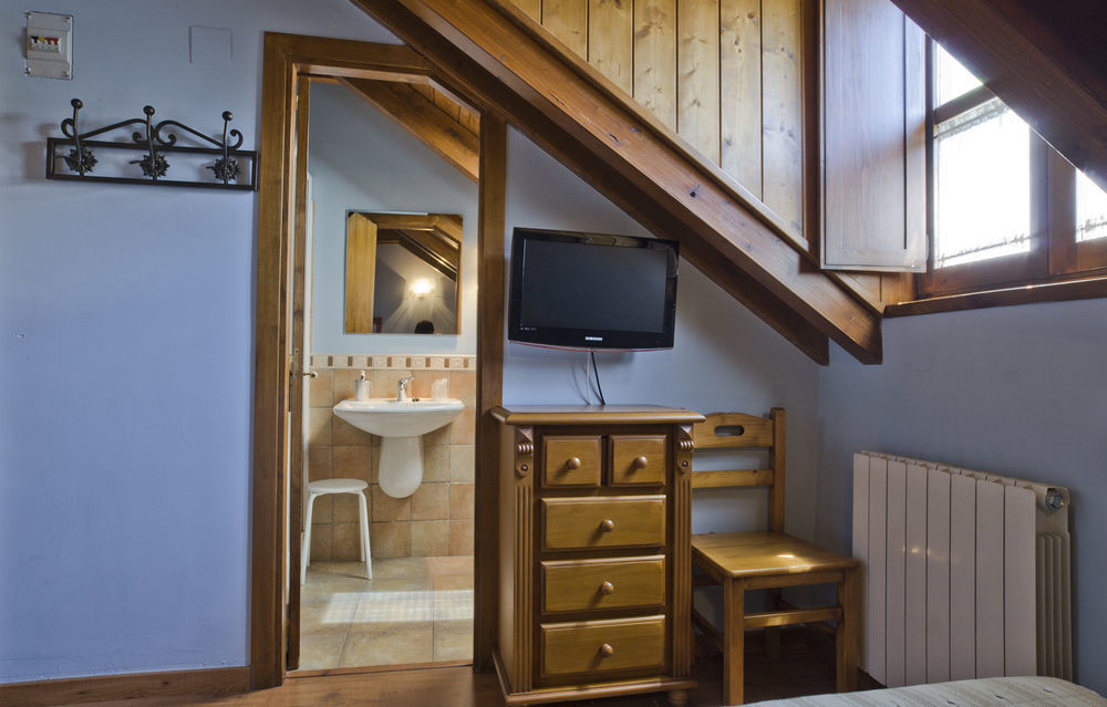 Borda Felices Hostel Broto Ngoại thất bức ảnh